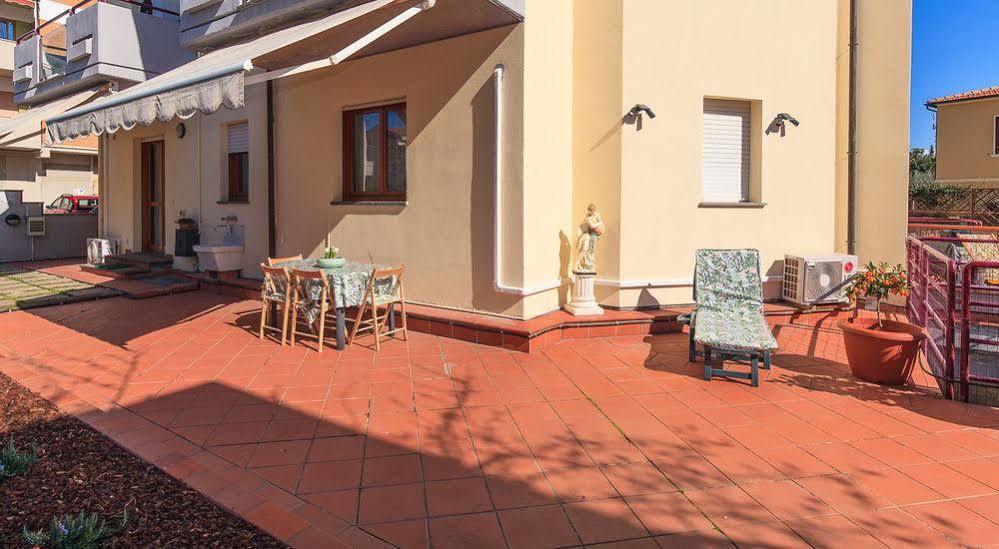 Domus Socolatae Apartments&Suites Follonica Kültér fotó